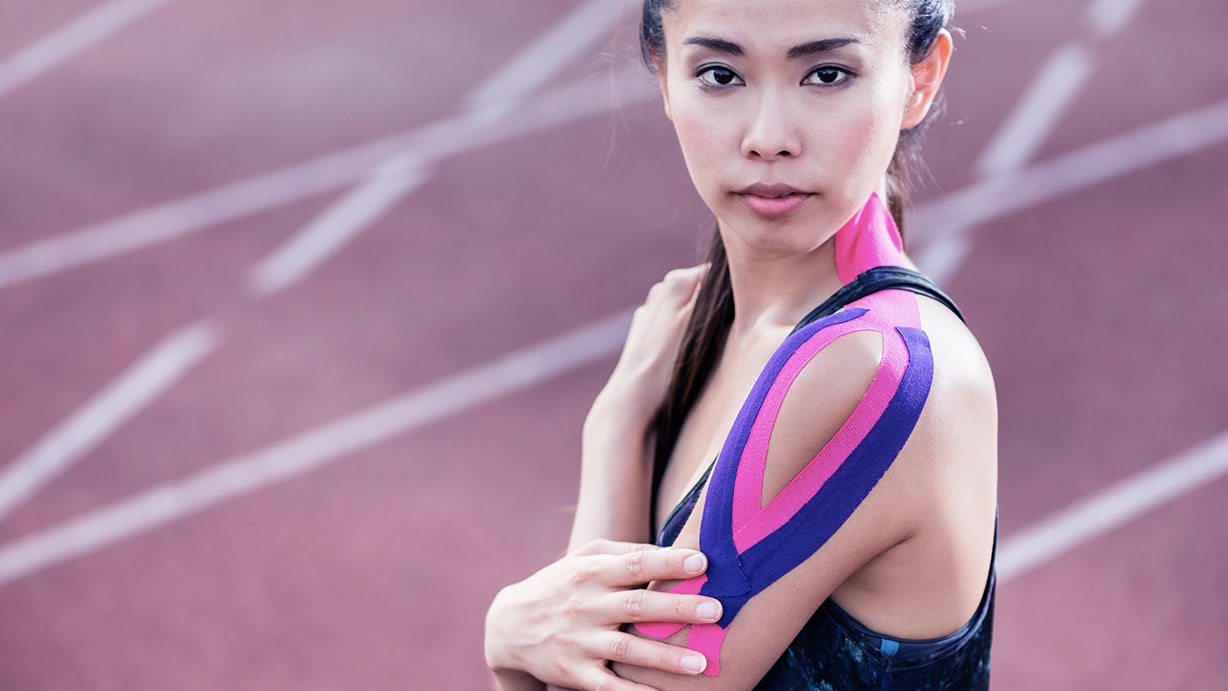 Kinesiotaping (K Tape) ou Physiotaping : histoire, effets et conseils d’utilisation