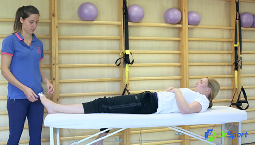 Comment réaliser un strapping pour une entorse d’un orteil (syndactylie) ?